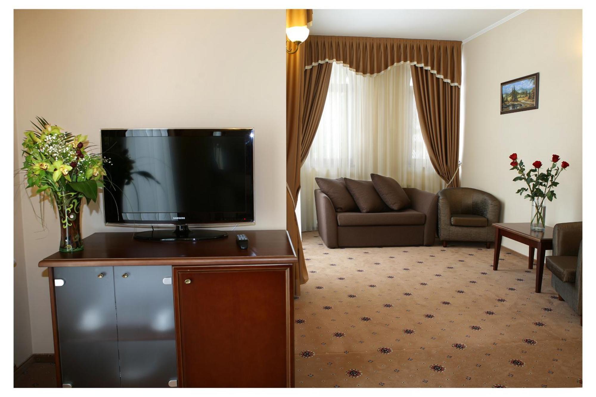 Grand Hotel Pylypets Pilipets Room photo